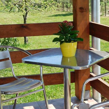 8888 Apartmanhaz Lispeszentadorján Zewnętrze zdjęcie