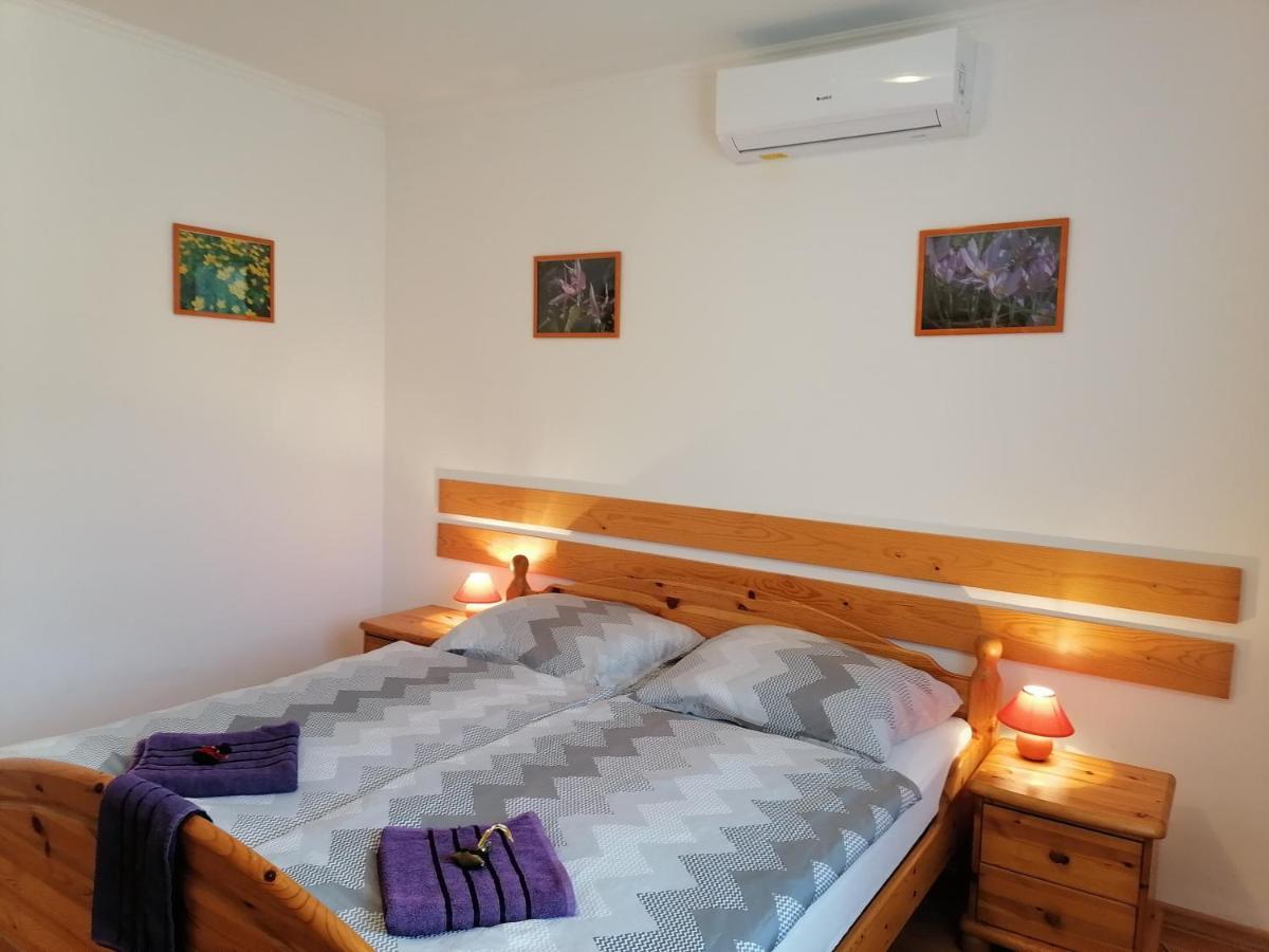 8888 Apartmanhaz Lispeszentadorján Zewnętrze zdjęcie