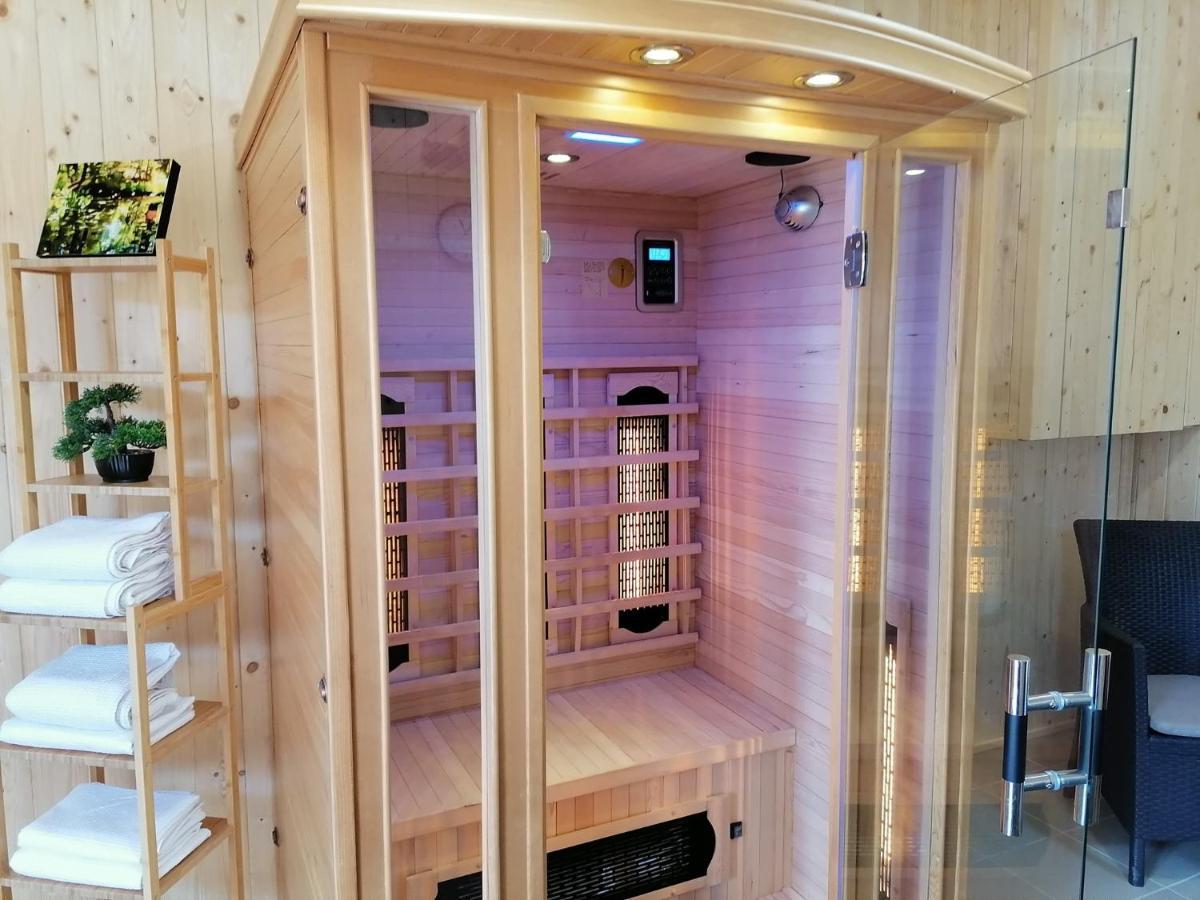 8888 Apartmanhaz Lispeszentadorján Zewnętrze zdjęcie